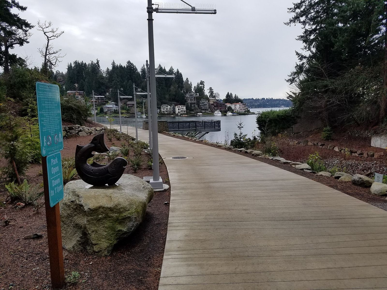 The waterfront promenade at Meydenbauer Bay Park in Bellevue